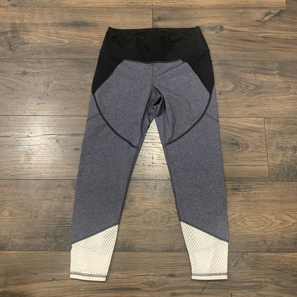 Lucy Pants - Lucy Like New Condition Leggings Small